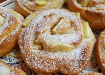 Apfelschnecken mit Zimt Zucker wie aus der Bäckerei