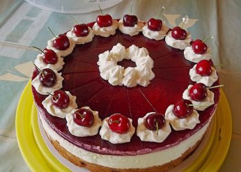 Rotkäppchen Torte