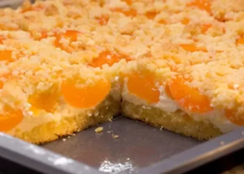  STREUSELKUCHEN MIT QUARK