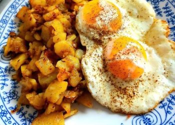 Bratkartoffeln mit Spiegeleier rezept