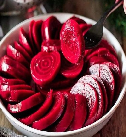 Köstlicher Rote-Bete-Zitronensaft reinigt Dickdarmschlacken und lässt Sie abnehmen