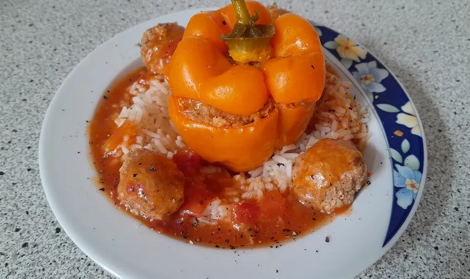 Gefüllte Paprika nach Uroma Susanne