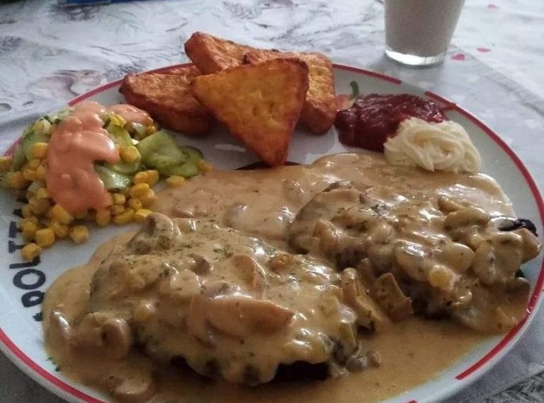 Jägerschnitzel mit Rösti
