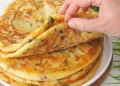 Schnelle Knoblauch Pfannkuchen mit Käse für die ganze Familie!