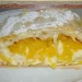 Blitz-Pfirsichstrudel mit Puddingcreme