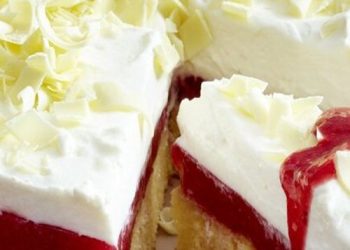 FRAU HOLLE KUCHEN