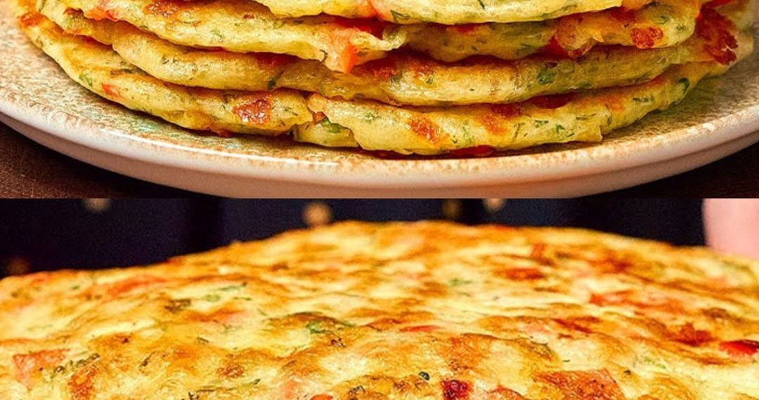 Zucchinipfannkuchen mit Sauerrahm und Knoblauch-Gurken-Dip