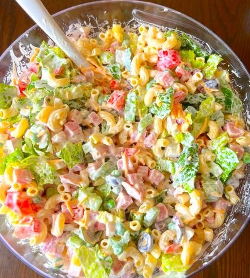 Nudelsalat mit Joghurt Soße