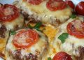 Leckere Hackfleischnester mit Gouda und Tomaten