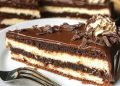 Schoko-Vanille-Schichtkuchen