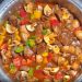Rindergulasch mit Paprika und Champignons