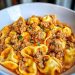 Cremige Tortellini-Pfanne mit würzigem Hack: Ein schneller und leckerer Alltagsheld