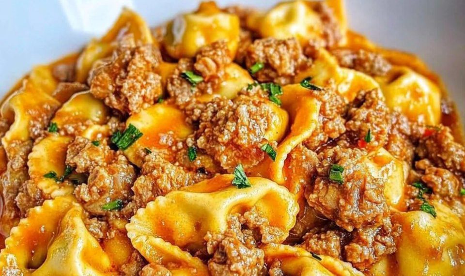 Cremige Tortellini-Pfanne mit würzigem Hack: Ein schneller und leckerer Alltagsheld