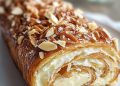 Bienenstich-Biskuitrolle – Lecker und Cremig. 