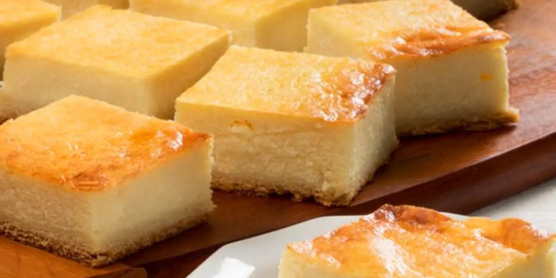 Blitzschneller Rahmkuchen vom Blech Rezept