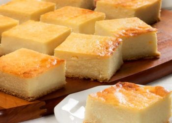 Blitzschneller Rahmkuchen vom Blech Rezept