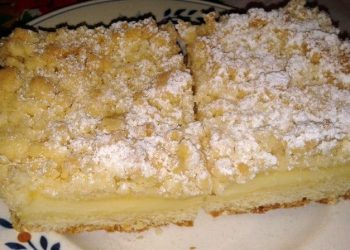 Geht einfach immer und schmeckt super! – Fantastischer Streuselkuchen mit Pudding gefüllt