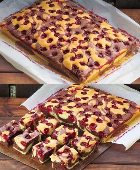 Blechkuchen mit 350 g Kirschen in 3 Minuten gezaubert