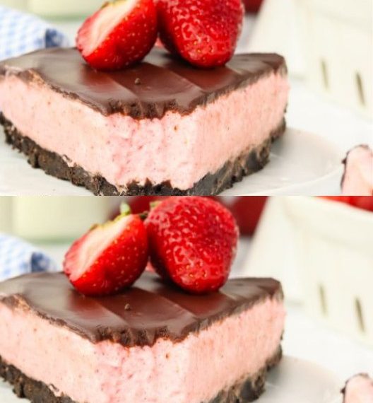 Erdbeer-Mousse-Torte mit Schokoladenüberzug