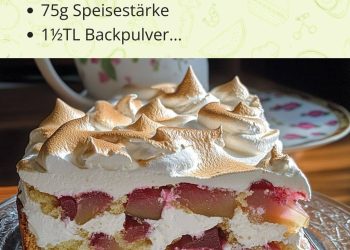 Rhabarber Baiser Kuchen