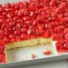 Einfach und schnell – Erdbeer Biskuitkuchen in 10 Minuten im Ofen!