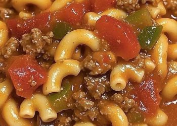 Old Classic Fashioned Goulash