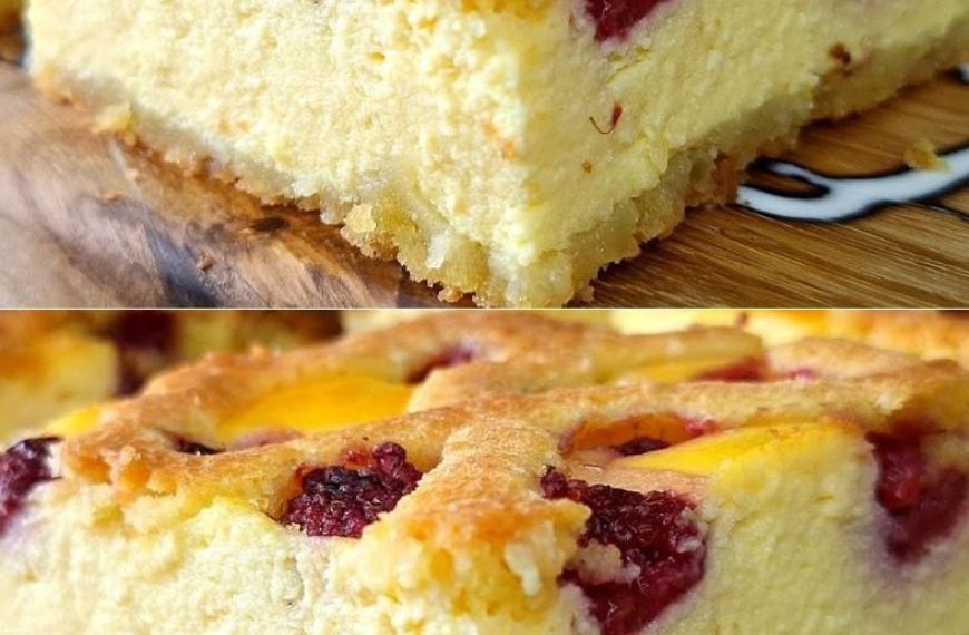 Backe ich jede WOCHE sooo lecker, Frischkäse Beeren Streusel Kuchen!