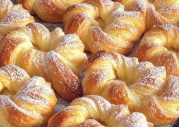Blätterteigstangen mit Pudding und Quark – himmlisch lecker