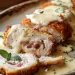 Chicken Cordon Bleu mit Schweizer Käsesoße